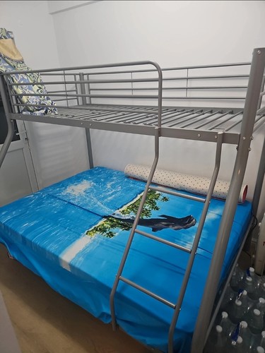 Metal triple bunk bed - metal, single